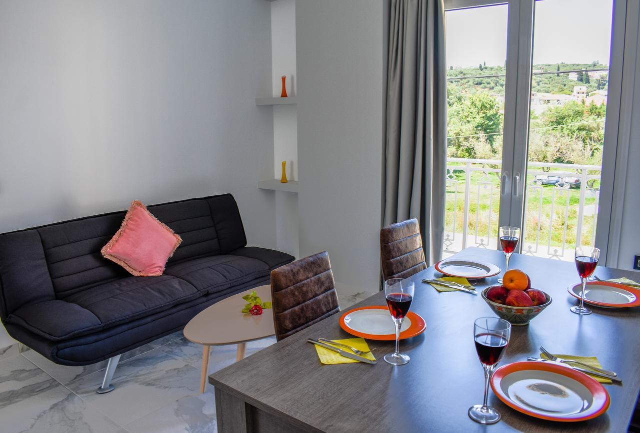Katsaros Luxury Apts 5Min Walk To Beach Apartman Ciliví Kültér fotó